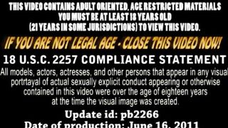 1419-videos-de-sexo-loirinha-maravilhosa-caindo-bonitinha-de-boca-na-rola-e-depois-liberando-sua-buceta-gostosa