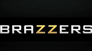 405-brazzers-novinha-de-dezoito-transando-com-o-primo