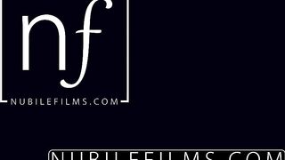 662-nubilefilms-amigas-lesbicas-se-pegando-e-fazendo-sexo