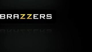 14340-mulheres-gozando-muito-enquanto-fazem-putaria