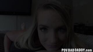 5098-tv-buceta-loira-linda-fazendo-boquete-e-dando-buceta