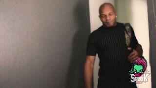 5595-xtube-novinha-linda-lambendo-a-pica-e-dando-bucetinha