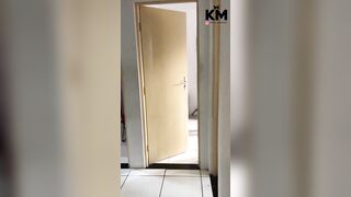 5836-porno-carioca-careca-tarado-chupando-buceta-da-novinha-ate-ela-gozar-na-sua-boca