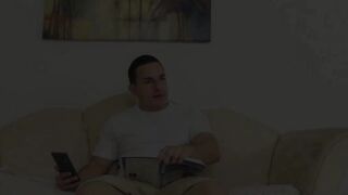 6322-porno-calcinha-loira-linda-fazendo-boquete-e-deixa-cara-gozar-na-sua-buceta