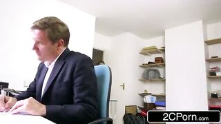 xvideovlogbr-2774-videos-pornograficos-novinho-sapeca-comendo-a-namorada-e-a-mae-dela-com-o-sogro-em-casa