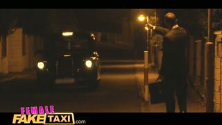 xvideovlogbr-3191-femalefaketaxi-mulher-trepando-com-cliente