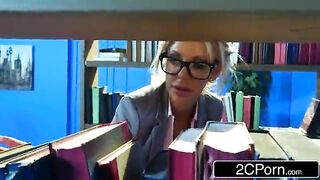 xvideovlogbr-3863-xxx-videos-bibliotecaria-gostosa-fazendo-boquete-para-aluno-estiloso