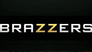 xvideovlogbr-20493-videos-porno-gratis-com-uma-morena-linda-que-e-bem-viciada-da-porra-em-uma-pistola-mega-grande