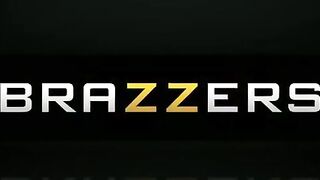 xvideovlogbr-20643-xxx-flagrando-um-belo-de-um-sexo-profissional-com-direito-a-gozada-na-cara