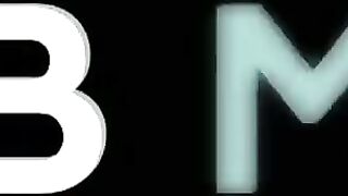 xvideovlogbr-21966-x-videos-mostra-um-rabetao-delicioso-jorrando-leitinho-dos-marmanjos-em-cima-dela-enquanto-faz-streep