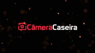 xvideovlogbr-22665-careca-fazendo-ninfetinha-deliciosa-que-tem-uma-bucetinha-bem-raspadinha-gozar-em-cima-da-pica-dele