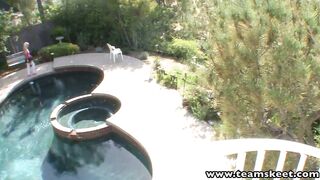 xvideovlogbr-23241-video-de-uma-safadinha-loira-mostrando-a-xoxota-para-seu-colega-de-corrida-ficar-louco-pela-sua-xoxota