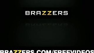 xvideovlogbr-23586-buttman-tras-duas-maravilhosas-coroas-seduzindo-seu-vizinho-para-foder-com-elas-de-graca