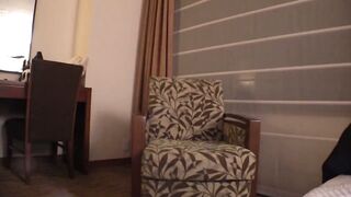 xvideovlogbr-34837-sexo-com-duas-mulheres-novinha-sendo-torada-quando-esta-toda-arreganhada-em-cima-da-cama
