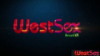 xvideovlogbr-40628-sex-prive-morena-chupando-e-dando-a-bunda
