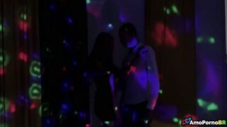 xvideovlogbr-50850-novinha-bebada-fudendo-no-banheiro-da-balada-2