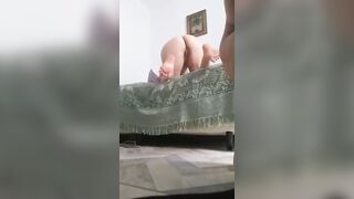 20156-un-hombre-muy-gordito-se-folla-a-esta-zorra-sin-piedad