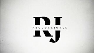 pornoespanolblog-11184-comiendole-el-cono-a-la-mujer-de-su-jefe