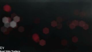pornoespanolblog-13459-jodida-tia-buena-se-quita-la-ropa-para-meterse-un-consolador-por-el-culo-y-acaba-follandose-a-5-afortunados-machos