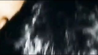 pornoespanolblog-19058-madura-le-doy-un-regalito-a-mi-esposo-que-no-se-lo-esperaba
